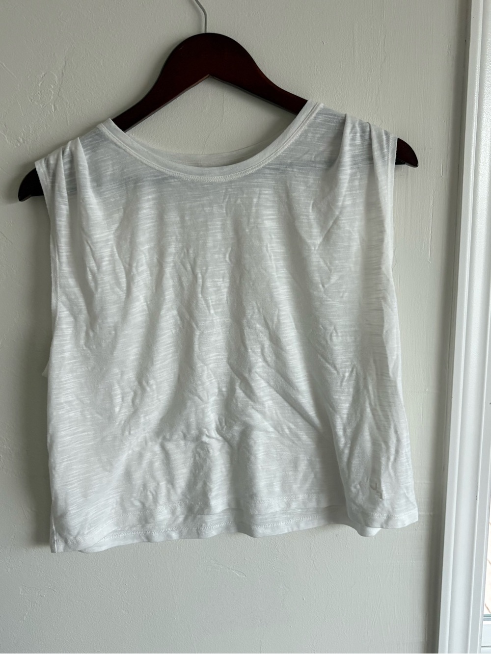JoyLab White Sleeveless Tank Top